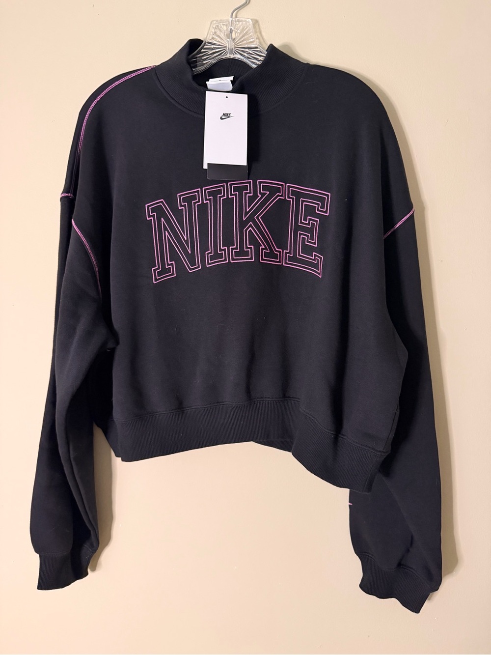 NWT Nike Women's Black Cropped Crewneck Sweatshirt with Pink Trim